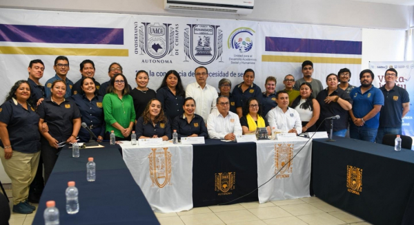 Clausura del proceso de acreditación de la Licenciatura en Lengua y Literatura Hispanoamericanas