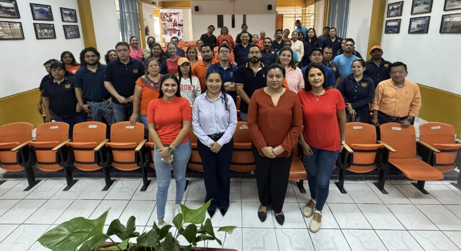 Reunión con Administrativos de Base